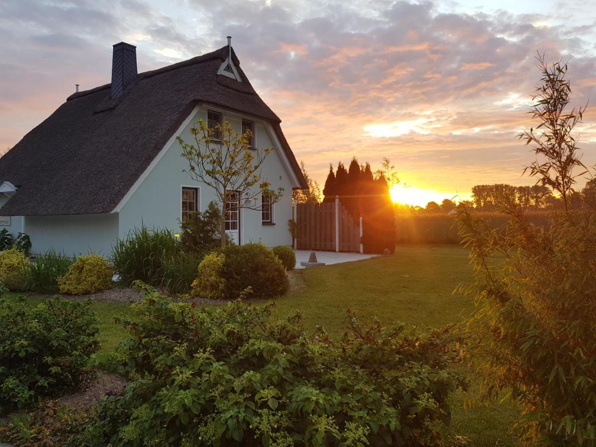 Ferienhaeuser Salzhaff-Romantik Tessmannsdorf Luaran gambar